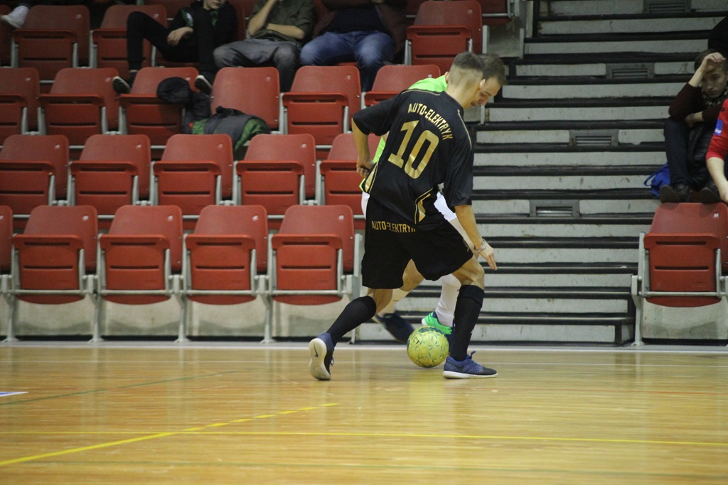 1. LLH: lider sprowadzony na ziemię przez Wietrzak Team