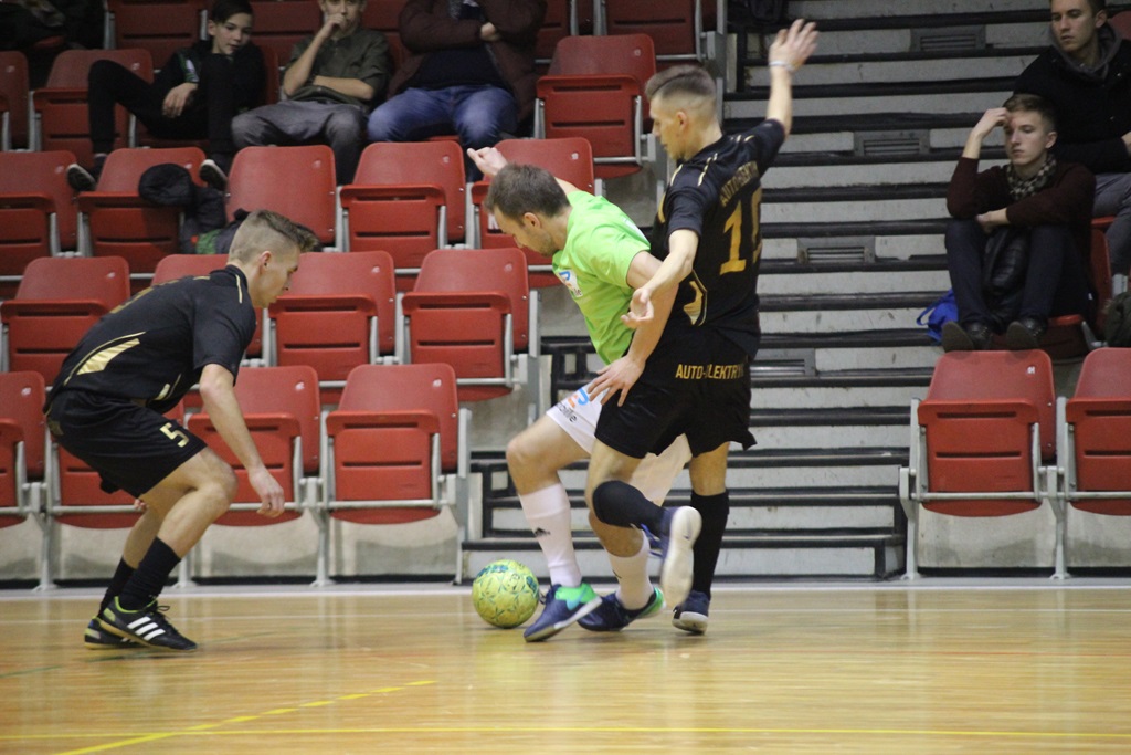 1. LLH: lider sprowadzony na ziemię przez Wietrzak Team