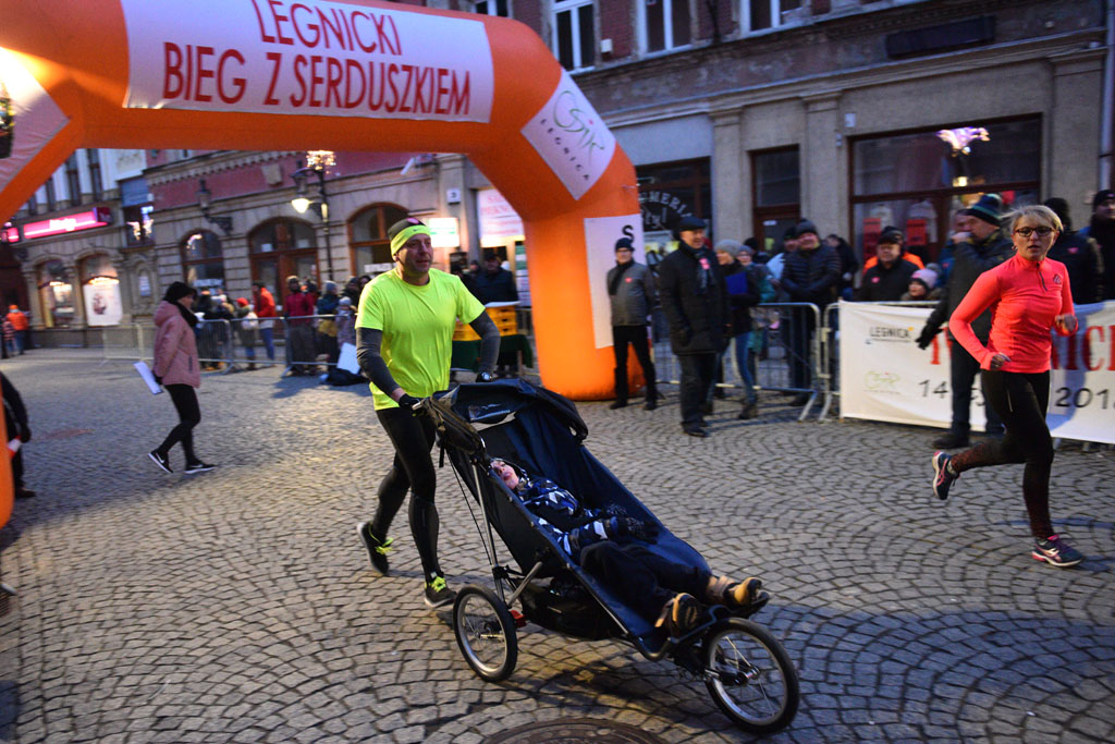 Pobiegli z serduszkiem dla Wielkiej Orkiestry Świątecznej Pomocy
