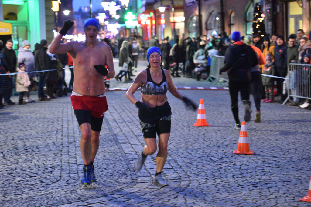 Pobiegli z serduszkiem dla Wielkiej Orkiestry Świątecznej Pomocy