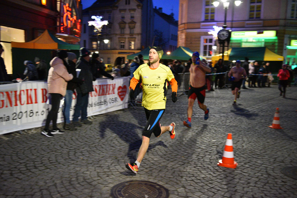 Pobiegli z serduszkiem dla Wielkiej Orkiestry Świątecznej Pomocy