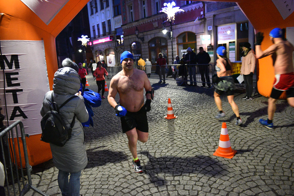 Pobiegli z serduszkiem dla Wielkiej Orkiestry Świątecznej Pomocy