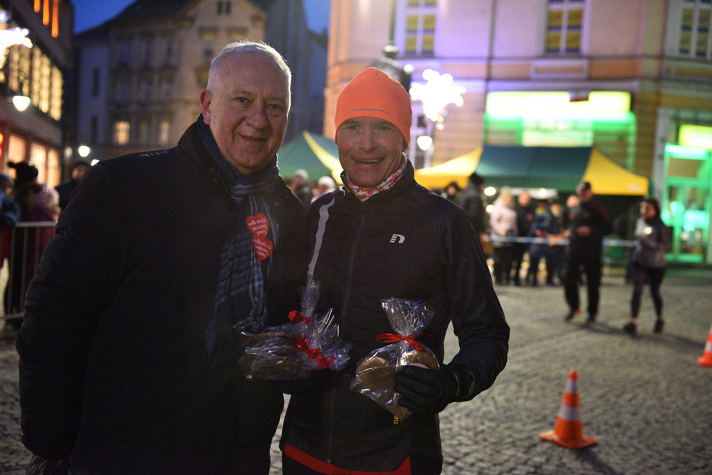 Pobiegli z serduszkiem dla Wielkiej Orkiestry Świątecznej Pomocy