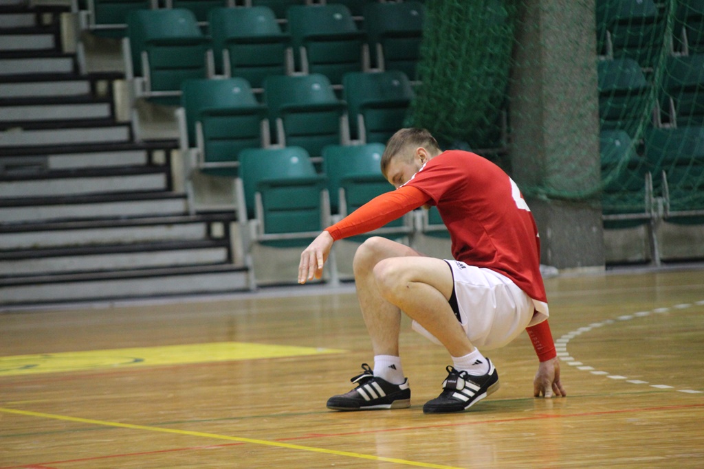 1. LLH: Fire, Wietrzak Team i FutbolCentrum zagrają o medale