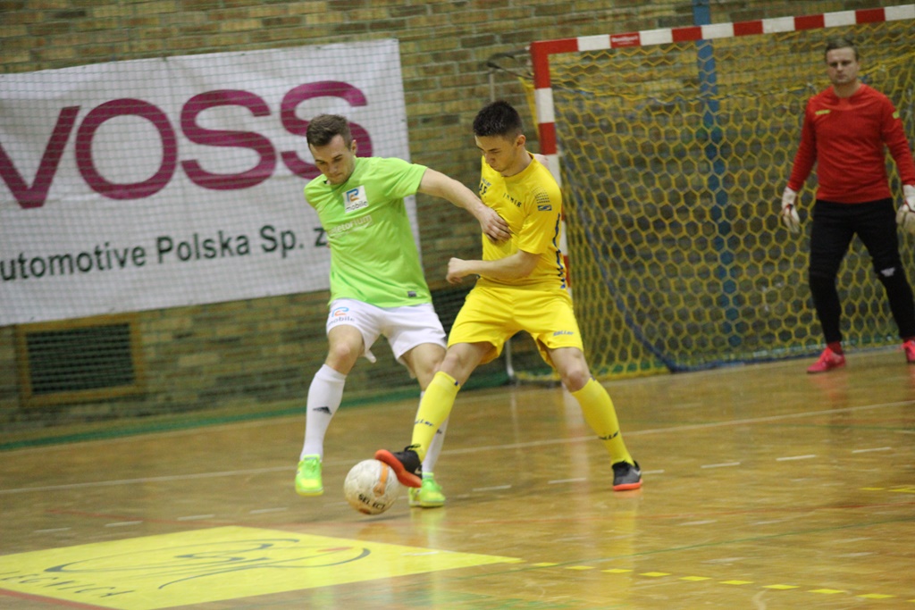 1. LLH: Fire, Wietrzak Team i FutbolCentrum zagrają o medale