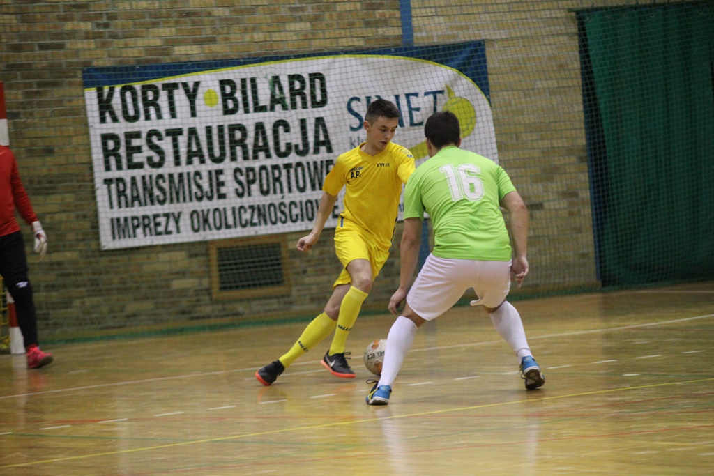 1. LLH: Fire, Wietrzak Team i FutbolCentrum zagrają o medale