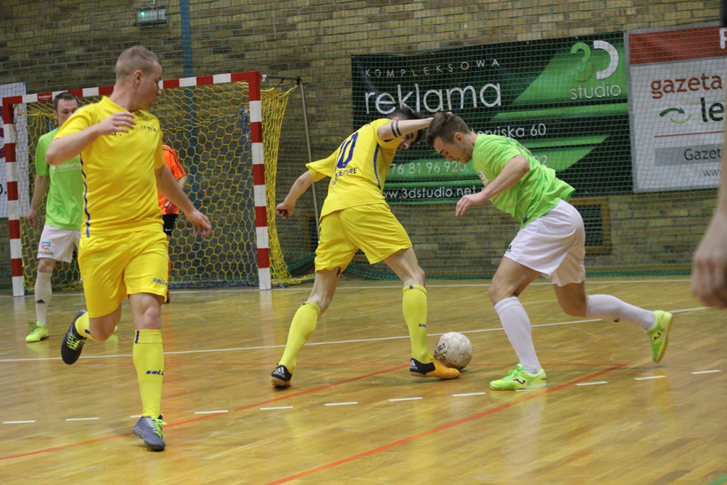 1. LLH: Fire, Wietrzak Team i FutbolCentrum zagrają o medale
