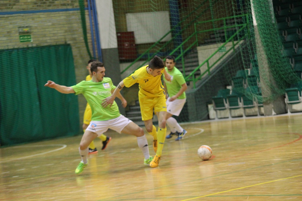 1. LLH: Fire, Wietrzak Team i FutbolCentrum zagrają o medale