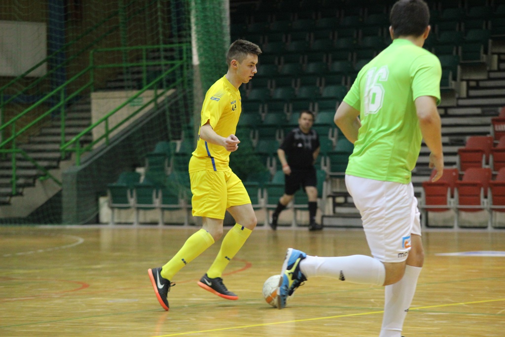 1. LLH: Fire, Wietrzak Team i FutbolCentrum zagrają o medale
