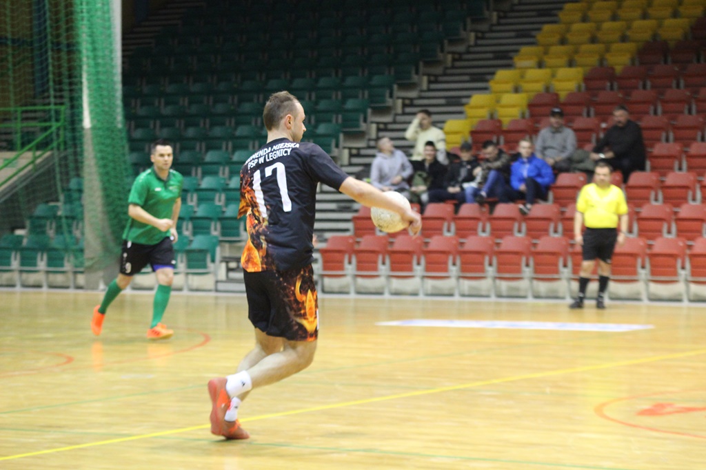 1. LLH: Fire, Wietrzak Team i FutbolCentrum zagrają o medale