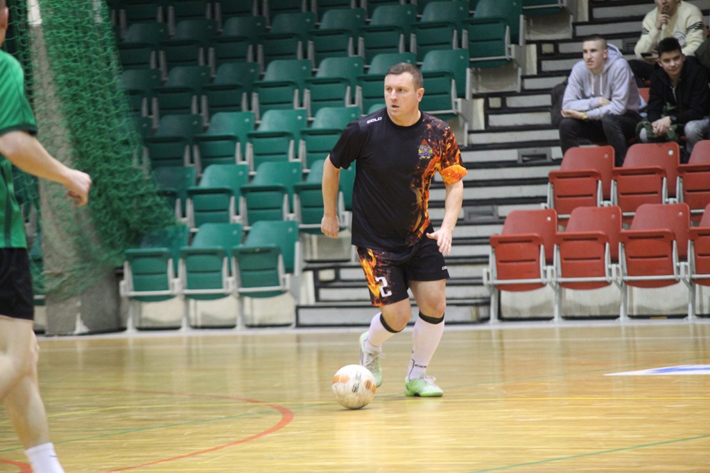 1. LLH: Fire, Wietrzak Team i FutbolCentrum zagrają o medale