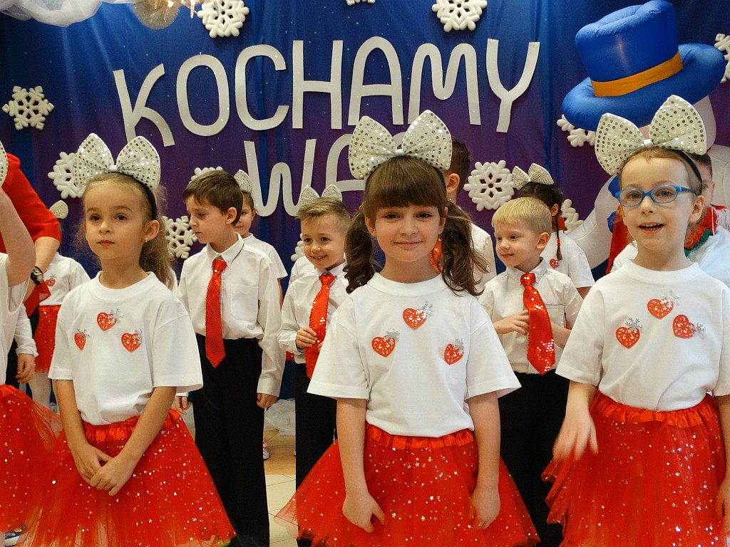 Z Babcią i dziadkiem w Przedszkolu Niepublicznym „Źródełko”