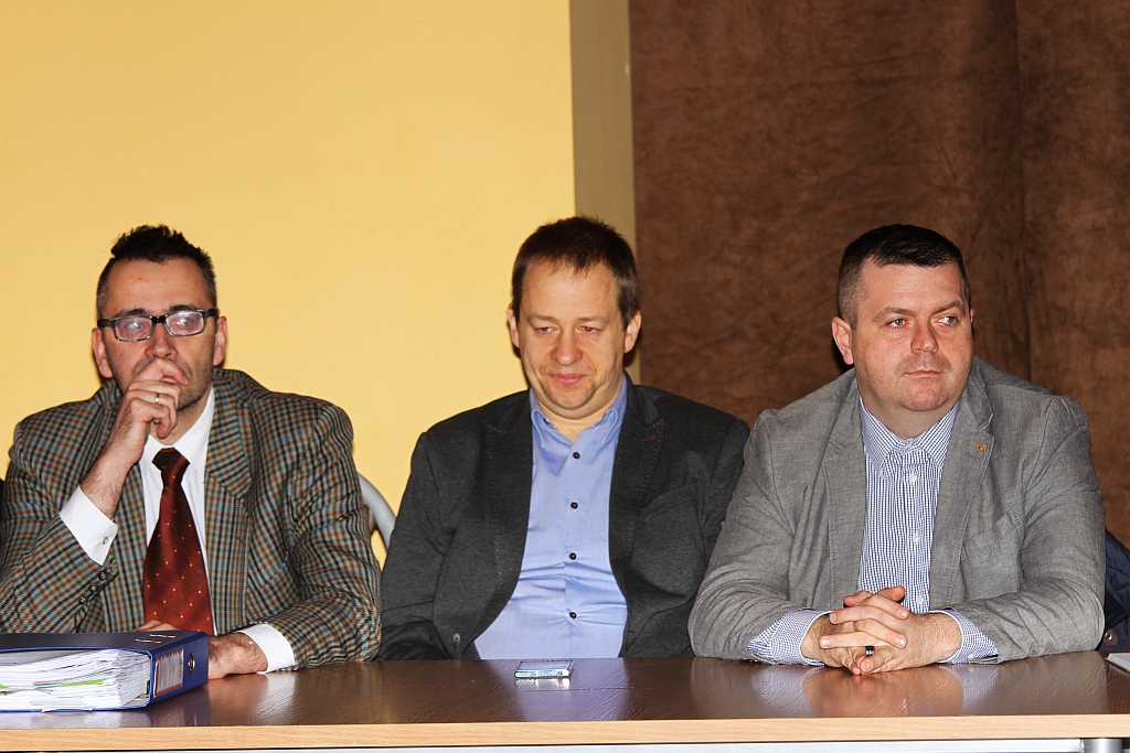Gorąca sesja w środku zimy w Legnickim Polu. Gmina ma budżet