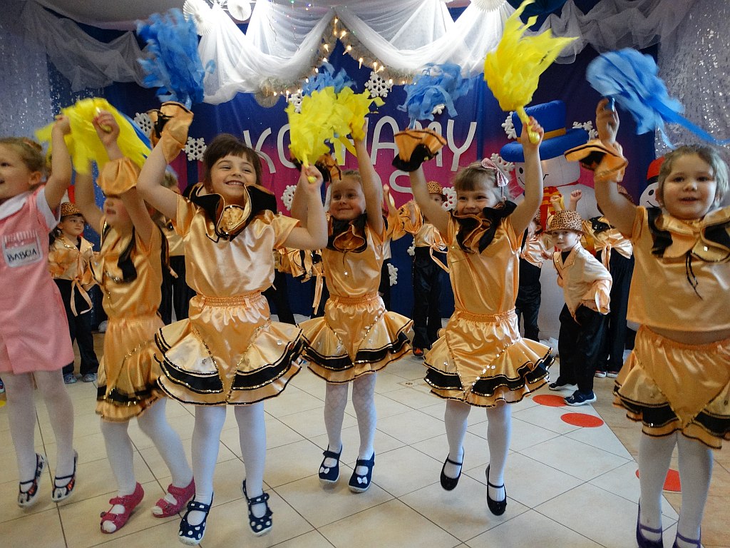 Z Babcią i dziadkiem w Przedszkolu Niepublicznym „Źródełko”