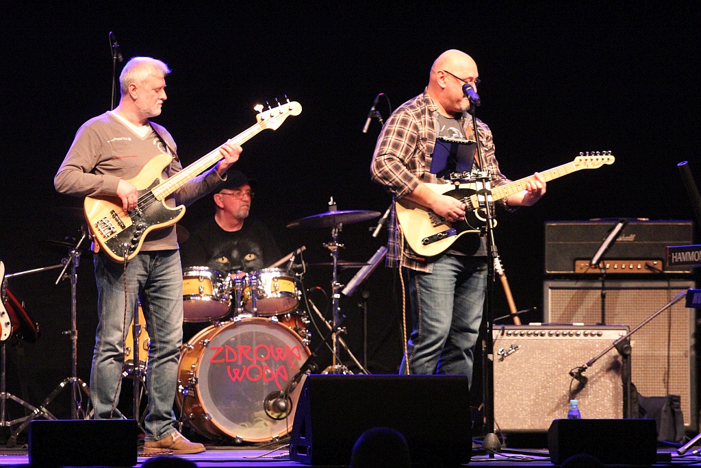 Dużo Zdrowej Wody dla ochłody. Wcześniej Faza Blues