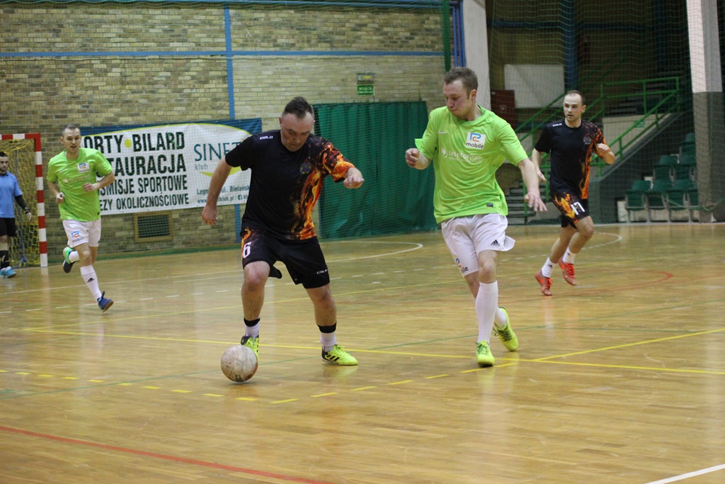 1. LLH: FutbolCentrum i Wietrzak Team dogonili Auto-Elektryka
