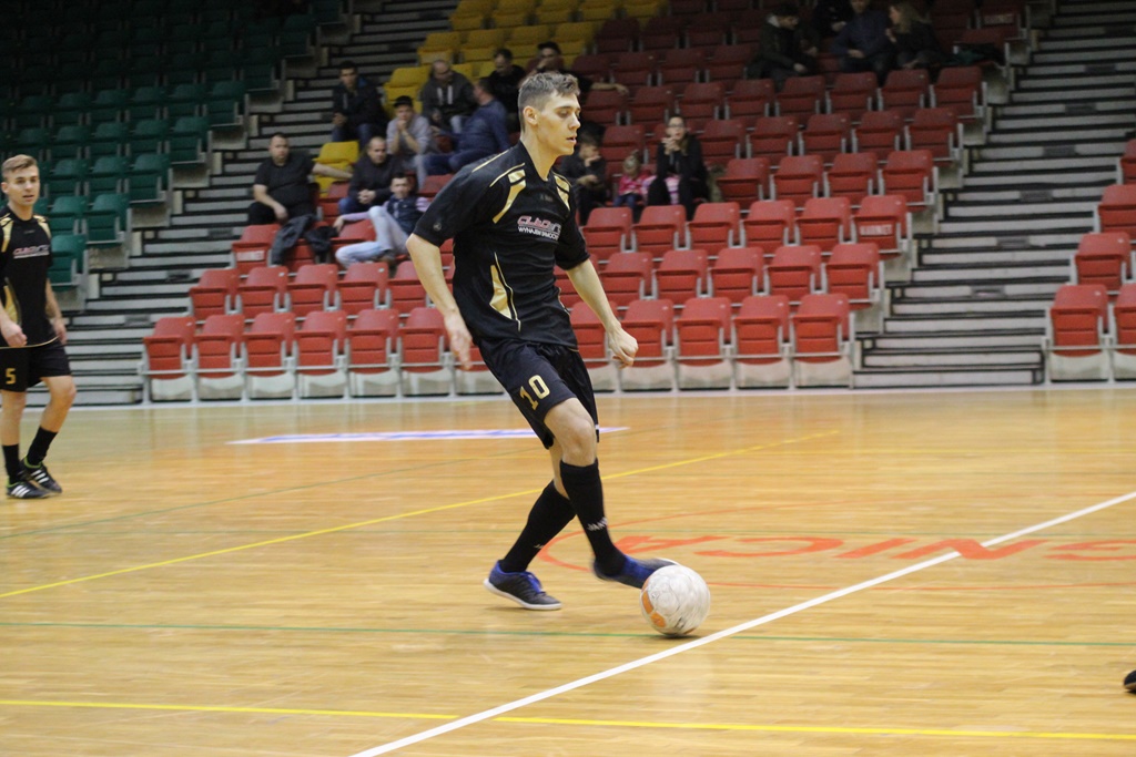 1. LLH: FutbolCentrum i Wietrzak Team dogonili Auto-Elektryka