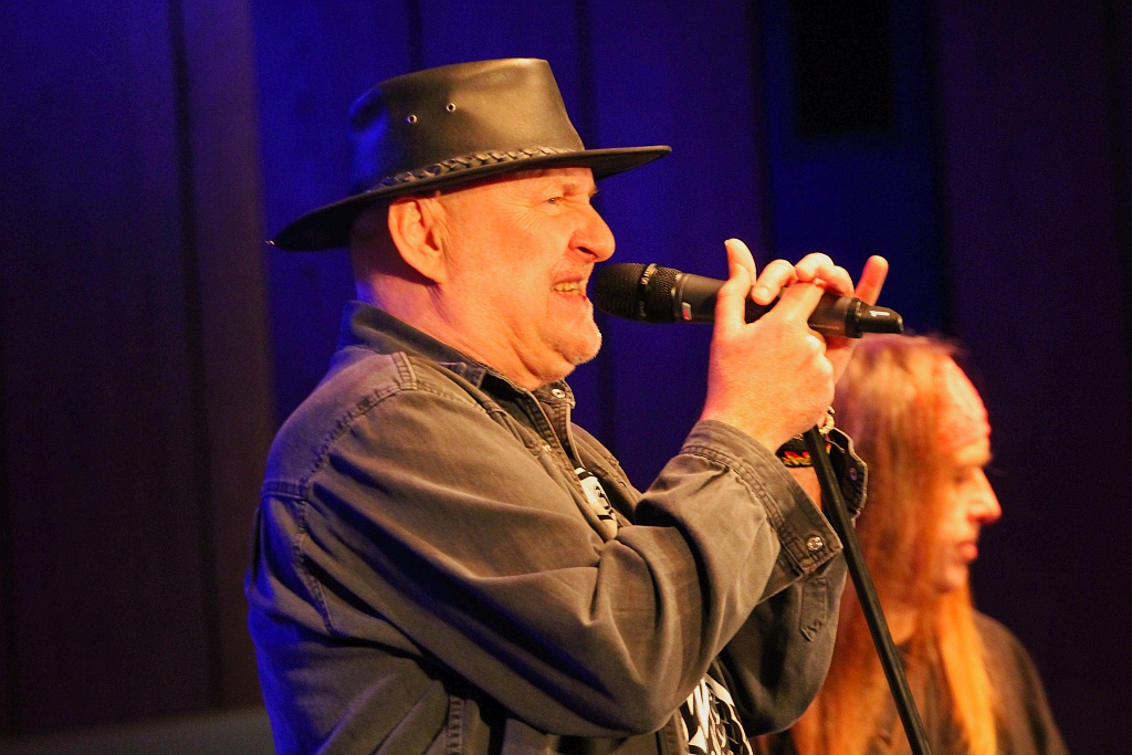 Dużo Zdrowej Wody dla ochłody. Wcześniej Faza Blues