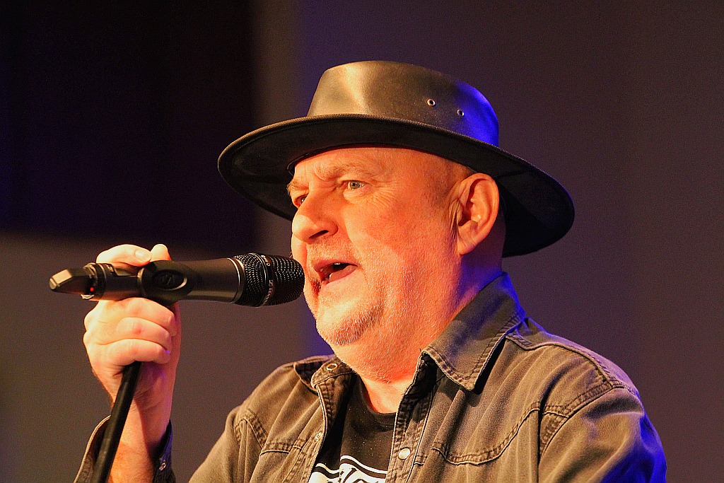 Dużo Zdrowej Wody dla ochłody. Wcześniej Faza Blues