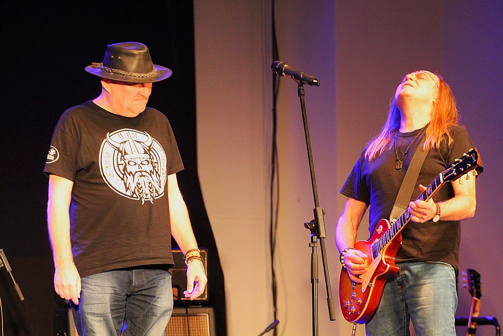 Dużo Zdrowej Wody dla ochłody. Wcześniej Faza Blues