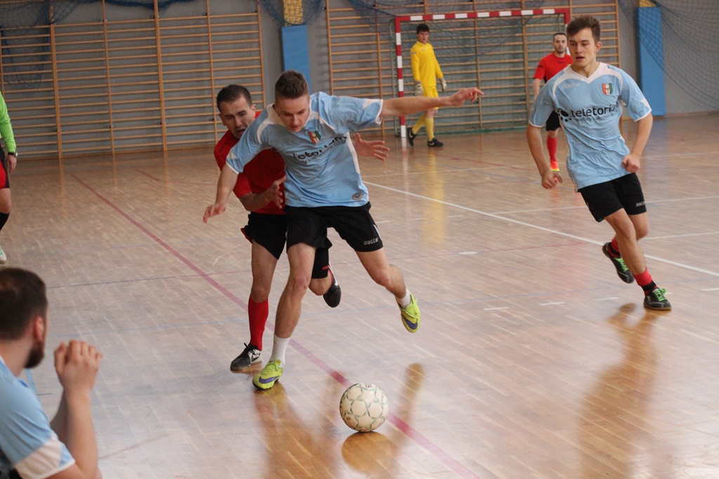 Piłkarski puchar wójta gminy Kunice pojechał do Roztoki