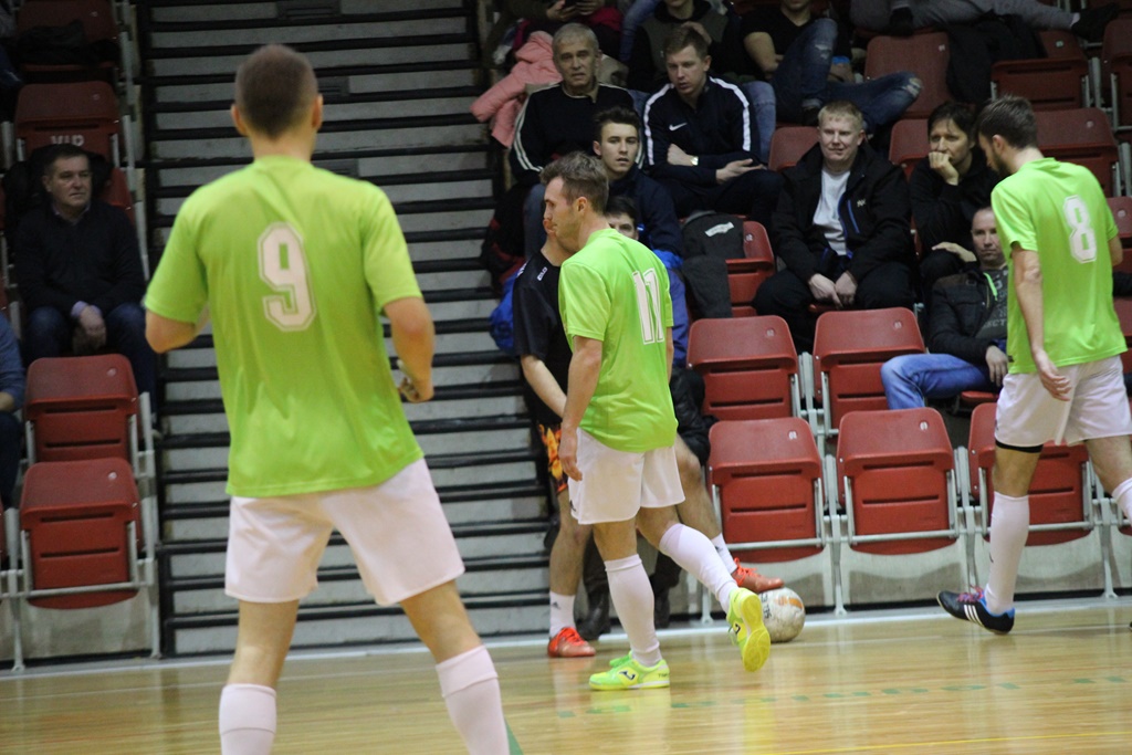 1. LLH: FutbolCentrum i Wietrzak Team dogonili Auto-Elektryka