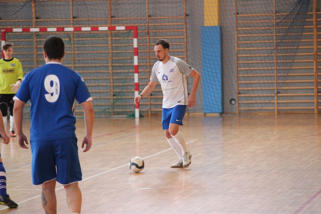 Piłkarski puchar wójta gminy Kunice pojechał do Roztoki