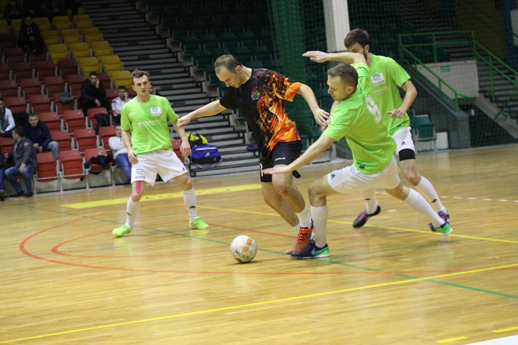 1. LLH: FutbolCentrum i Wietrzak Team dogonili Auto-Elektryka