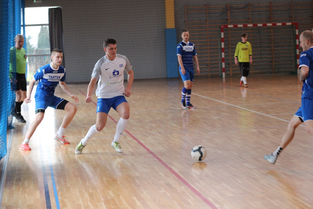 Piłkarski puchar wójta gminy Kunice pojechał do Roztoki