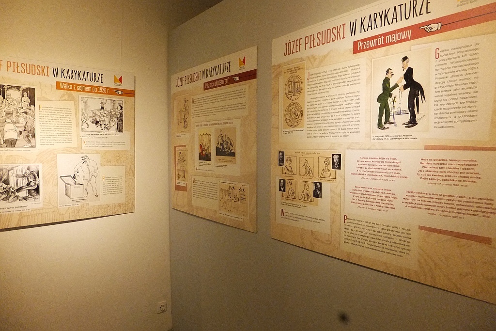 Karykatury marszałka Józefa Piłsudskiego w legnickim muzeum