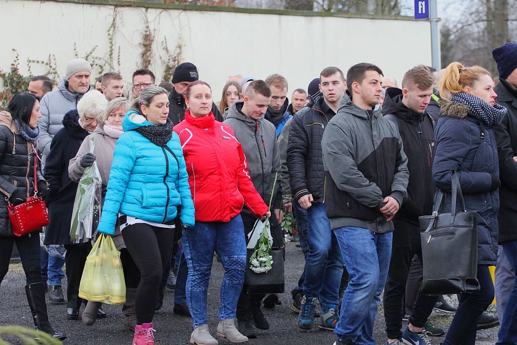 Pogrzeb Andrzeja Hodany. Cenionego trenera żegnały tłumy