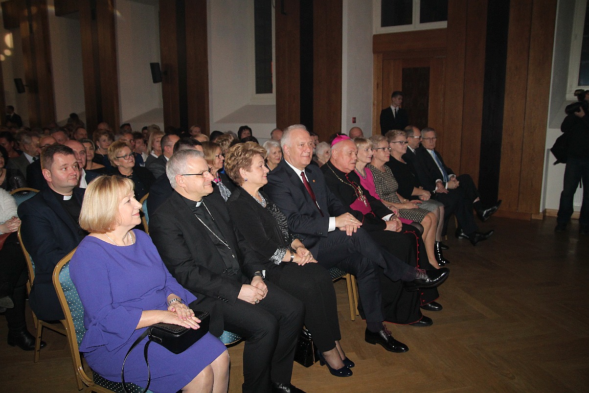 Legnicka Książka Roku 2017 i koncert Ani Wyszkoni