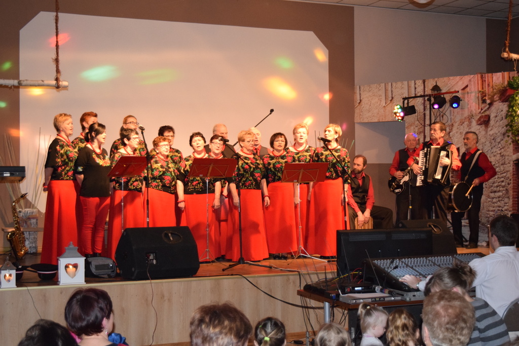Koncert kolęd i pastorałek w prochowickim POKiS - ie