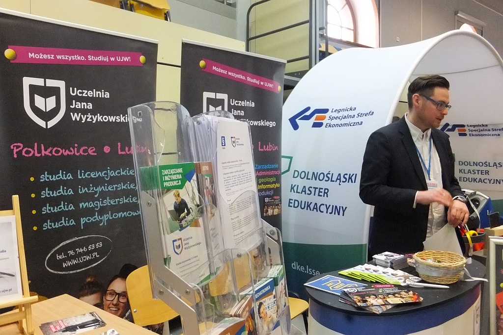 IX prezentacje edukacyjne w PWSZ im. Witelona w Legnicy