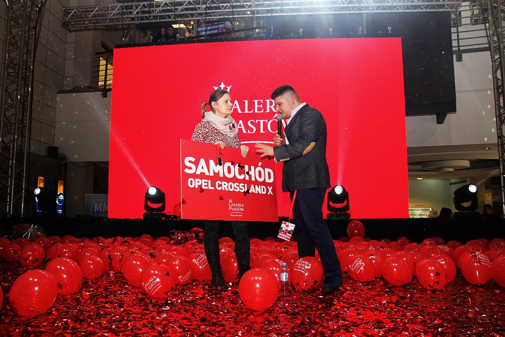 Zespół Piękni i Młodzi zagrał zakochanym w Galerii Piastów