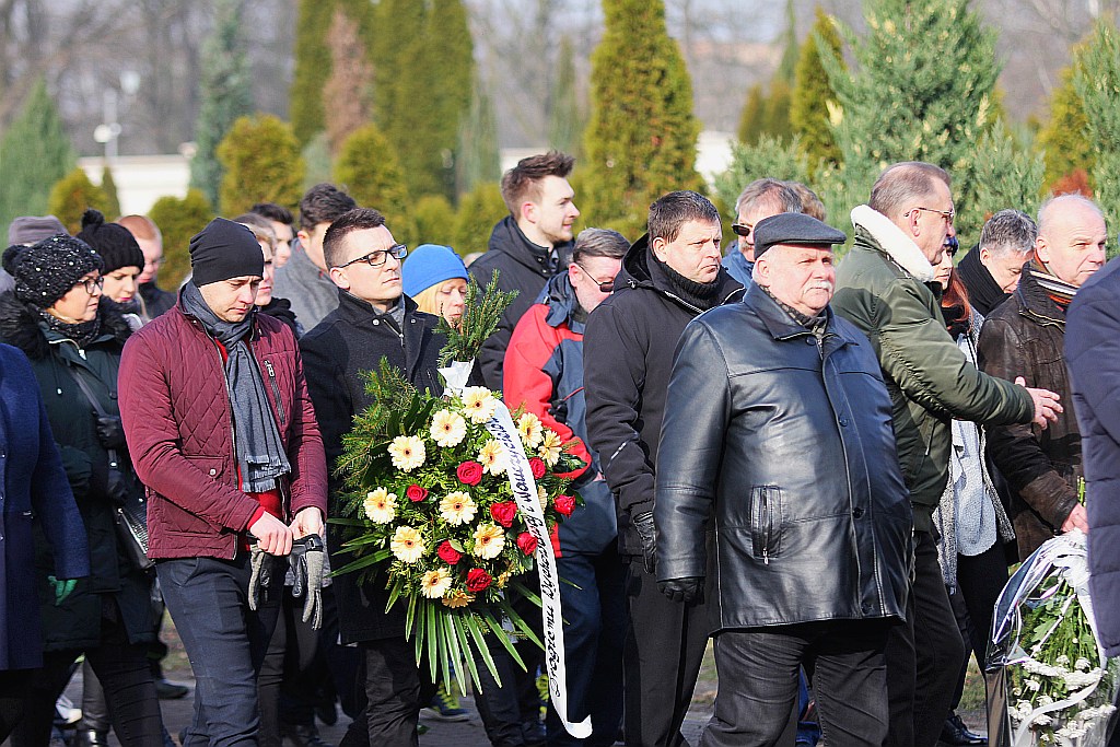 Rodzina, przyjaciele i uczniowie pożegnali Mirosława Karcza