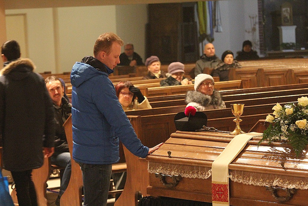 Rozpoczęły się uroczystości pogrzebowe księdza Stankiewicza