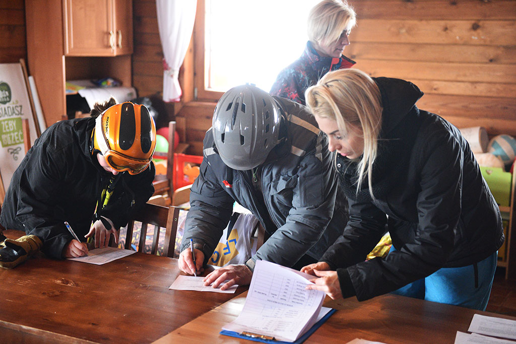 Legnicki slalom gigant na Łysej Górze w Dziwiszowie