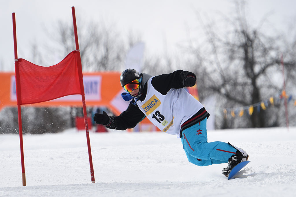 Legnicki slalom gigant na Łysej Górze w Dziwiszowie