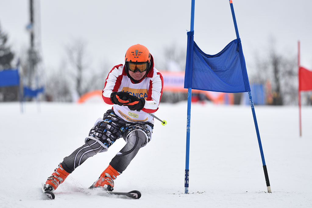 Legnicki slalom gigant na Łysej Górze w Dziwiszowie