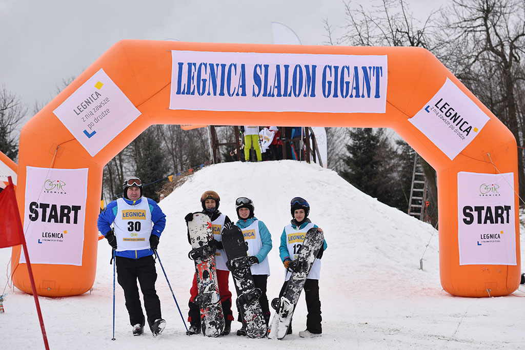 Legnicki slalom gigant na Łysej Górze w Dziwiszowie