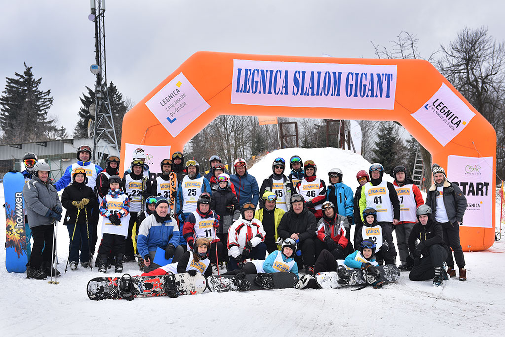 Legnicki slalom gigant na Łysej Górze w Dziwiszowie