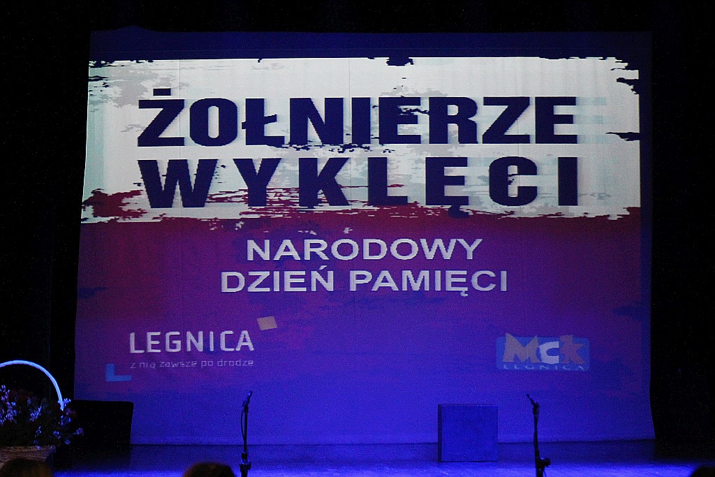 Żołnierze Wyklęci. Program Teatru Młodzieżowego Cameo