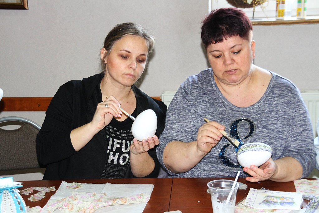 Przedświąteczne warsztaty „Wiosna z Wielkanocą” w Prochowicach