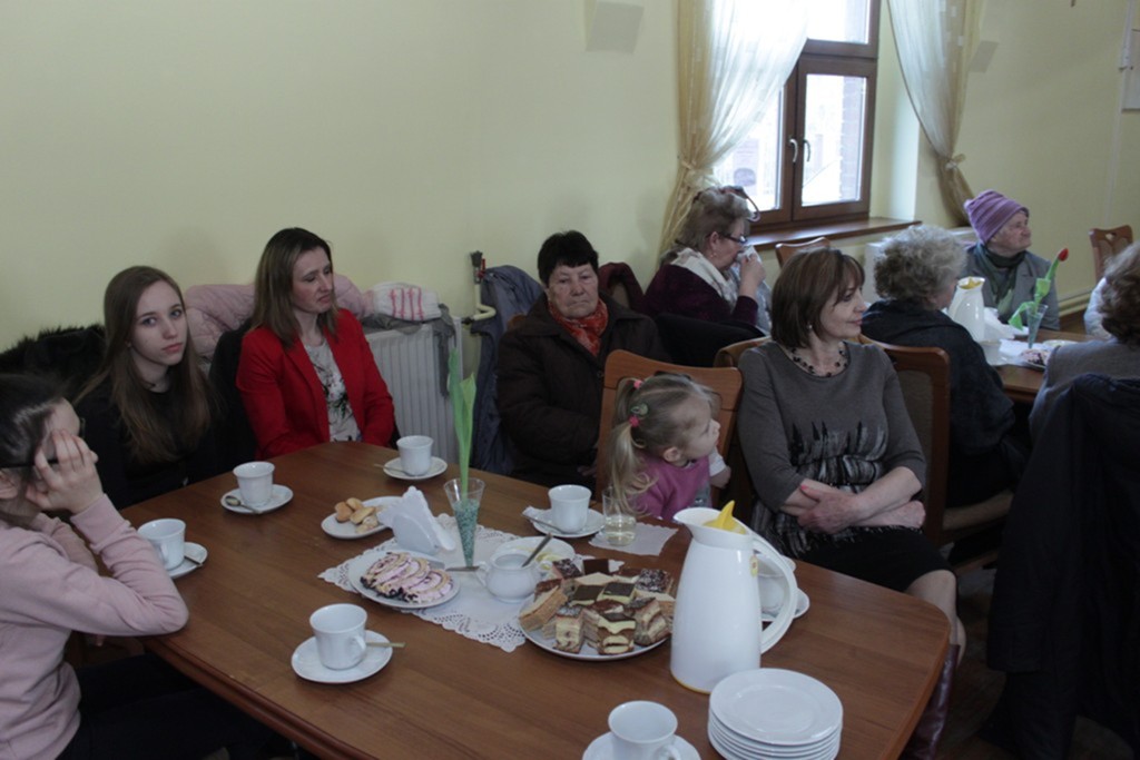 Zespół „Furmani” zabawiał panie w Jaśkowicach Legnickich