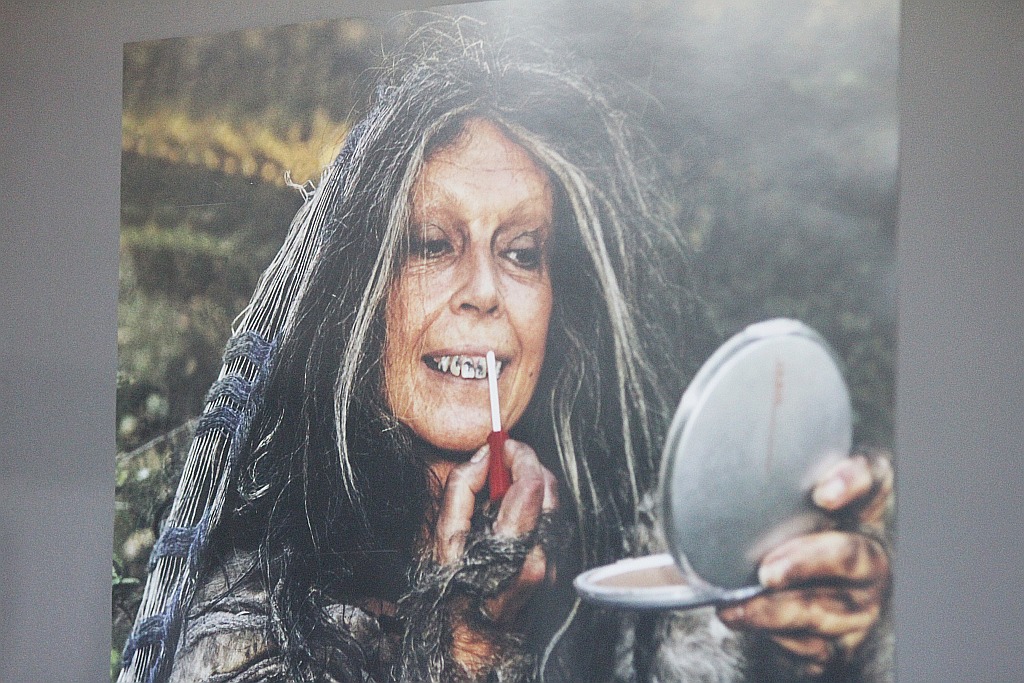 „Piękne i Bestia” - karykatury i zdjęcia w Zamku Piastowskim