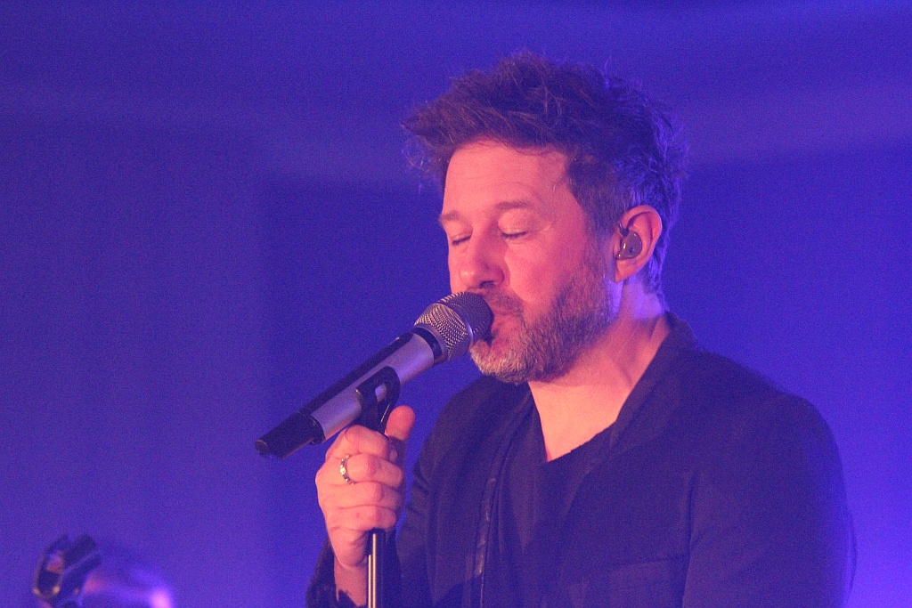 Koncert Andrzeja „Piaska” Piasecznego w hotelu Sękowski