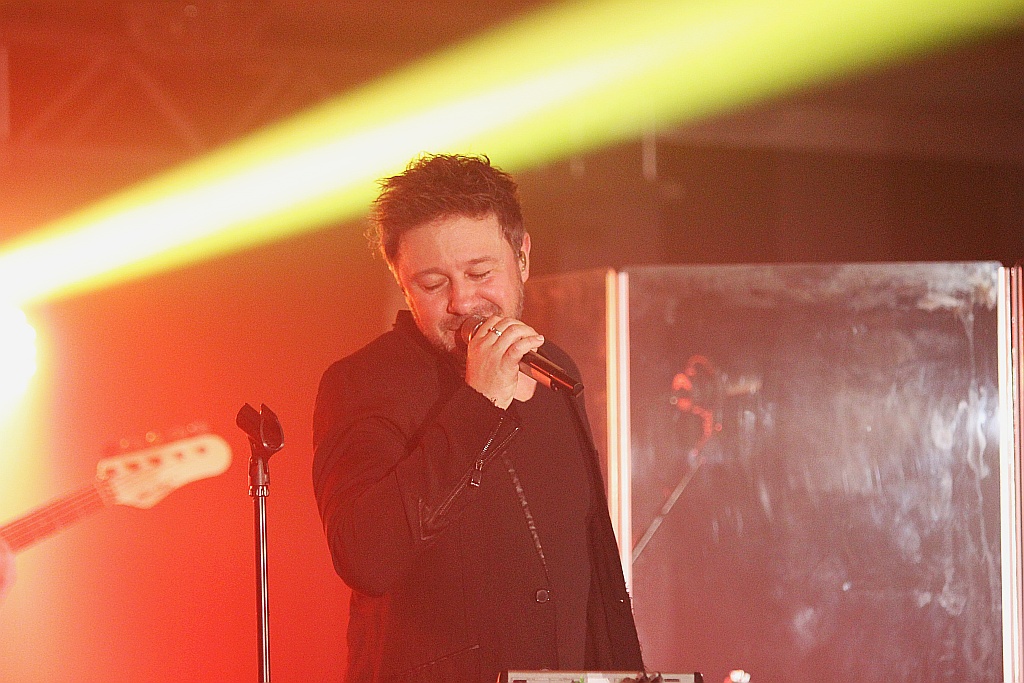 Koncert Andrzeja „Piaska” Piasecznego w hotelu Sękowski