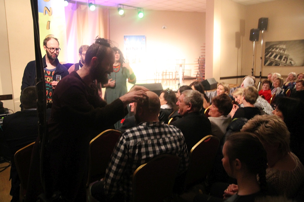 Wójt Tersa po raz dziesiąty sprezentował paniom kabaret