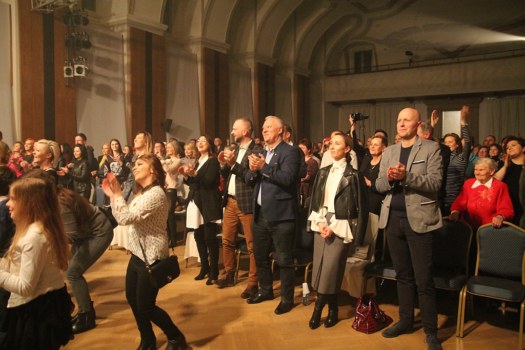 Koncert promujący debiutancką płytę zespołu Kminek